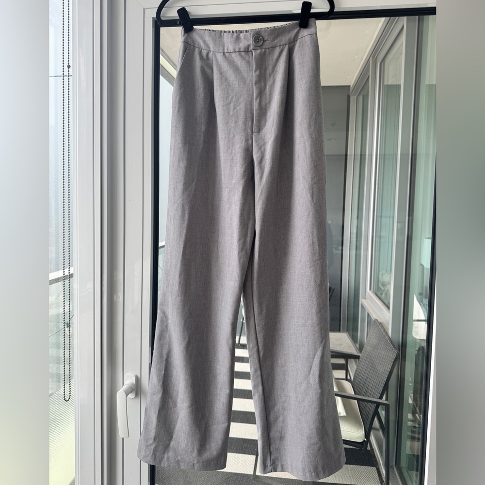 Women’s Gray Wide Leg Trouser - Stradivarius - like NEW